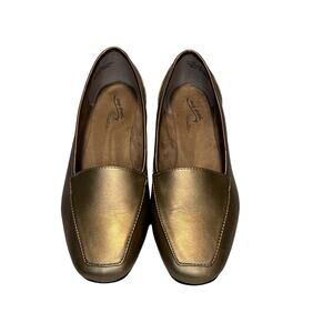 Easy Street Thrill Loafer Flat Bronze Metallic Leather Square Toe Size 7W